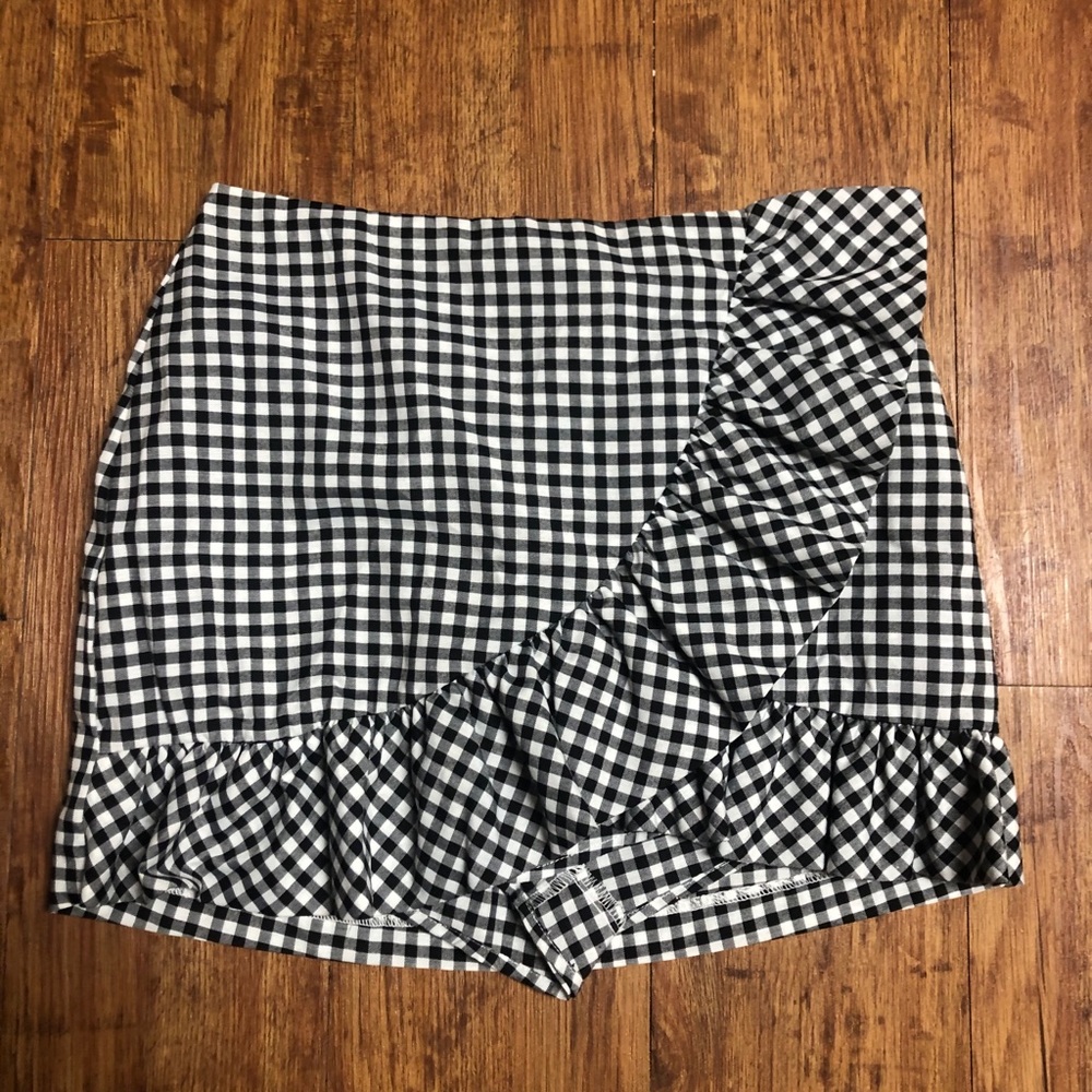 Forever 21 skirt\shorts